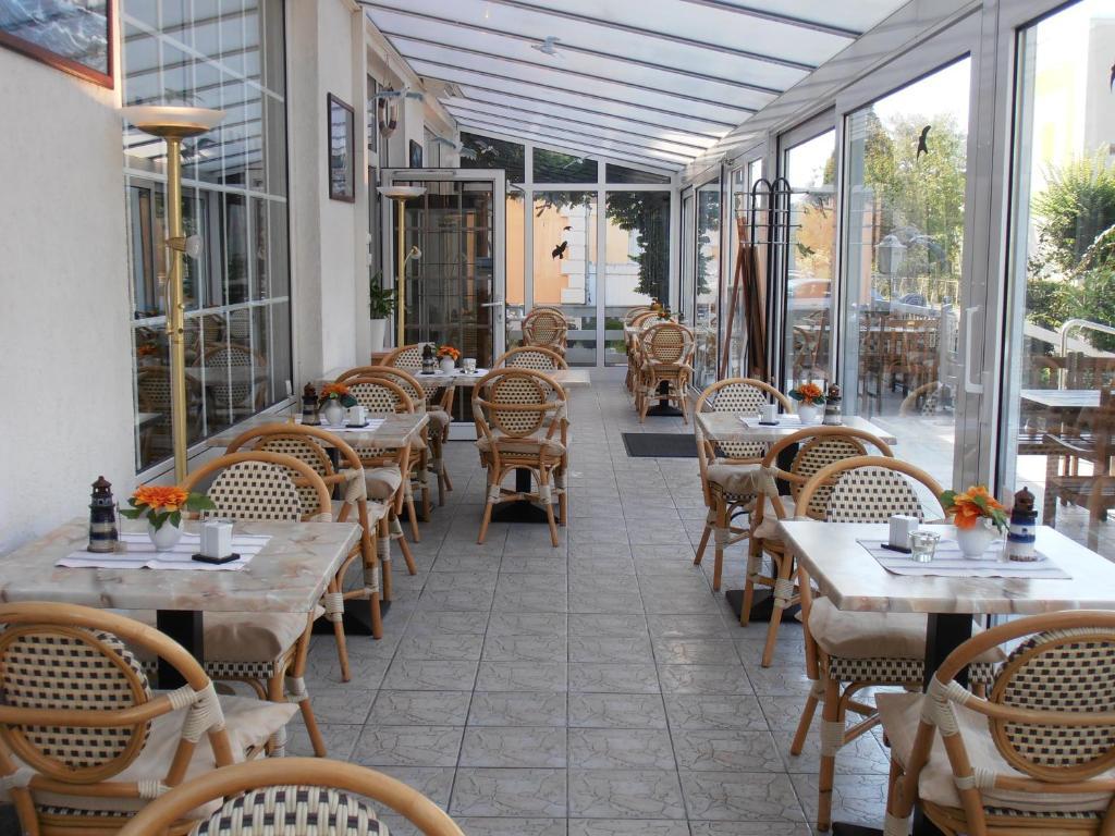 Hotel Albatros Goehren  Exterior photo