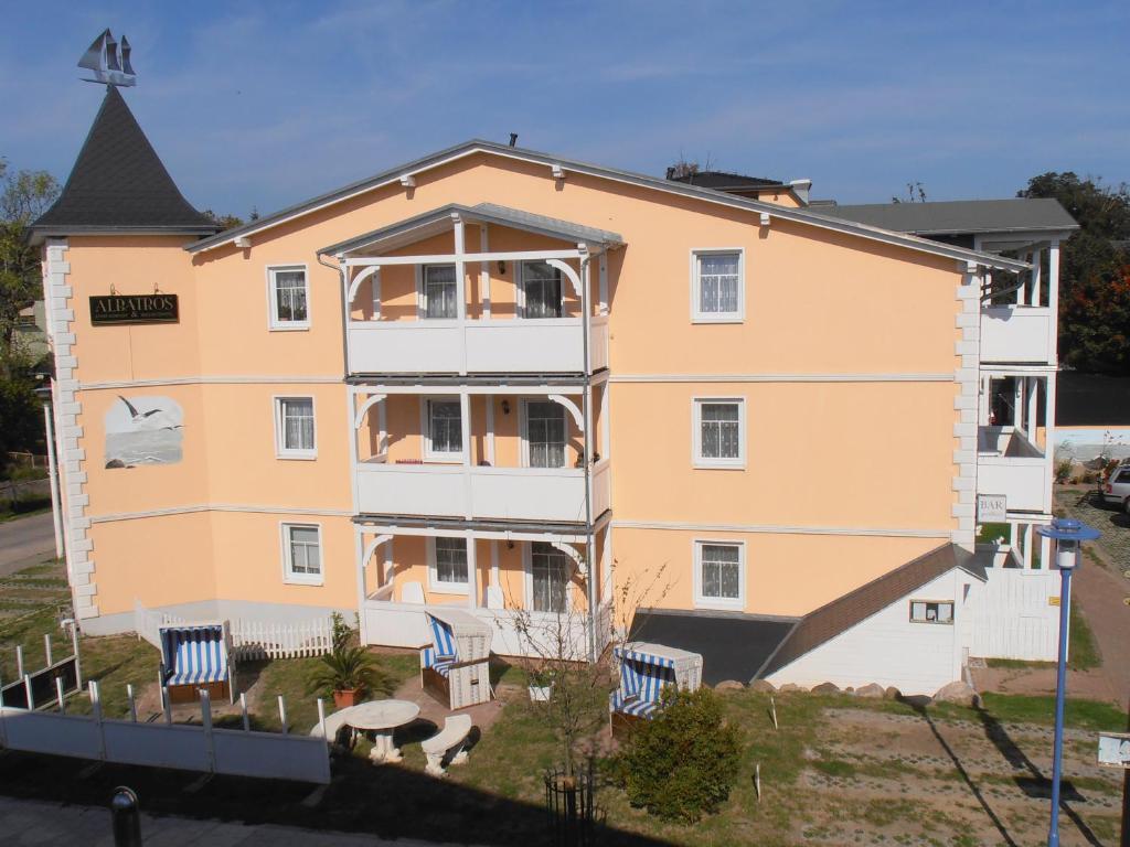 Hotel Albatros Goehren  Exterior photo