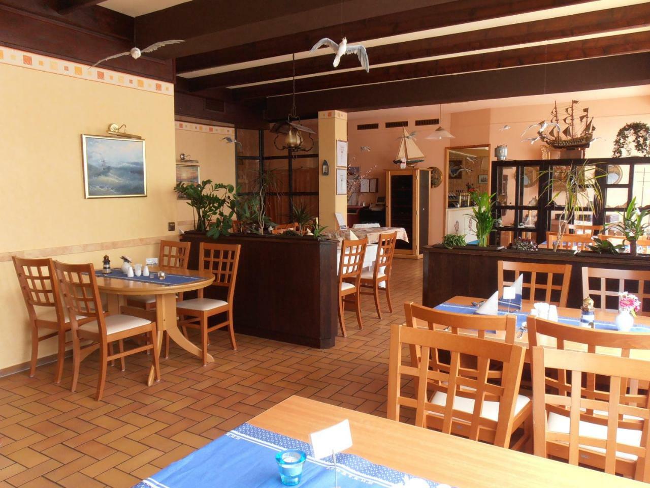 Hotel Albatros Goehren  Exterior photo